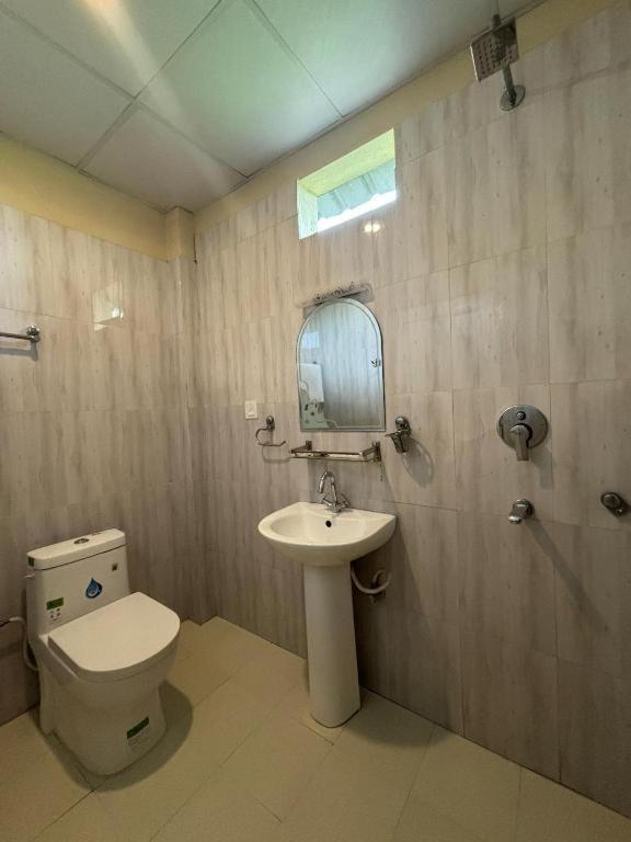 Hotel Greenland Safari Sauraha Ngoại thất bức ảnh